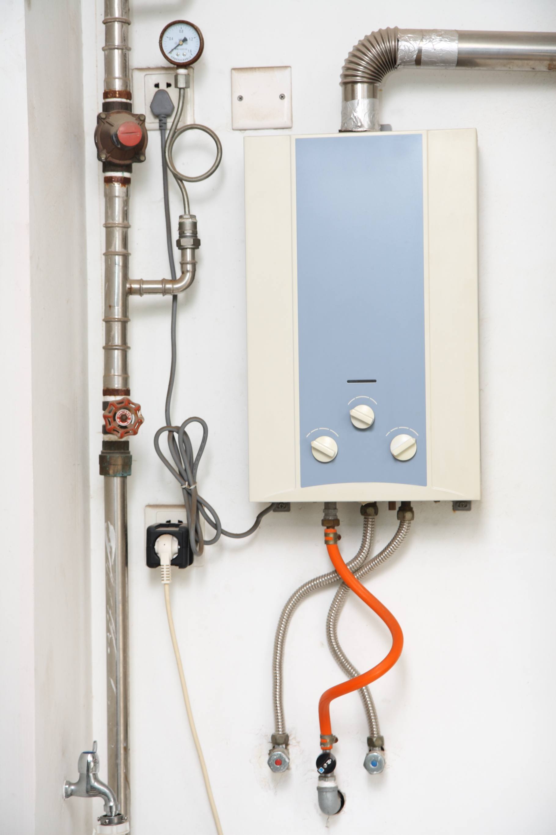 The Pros And Cons Of Tankless Water Heaters Summit